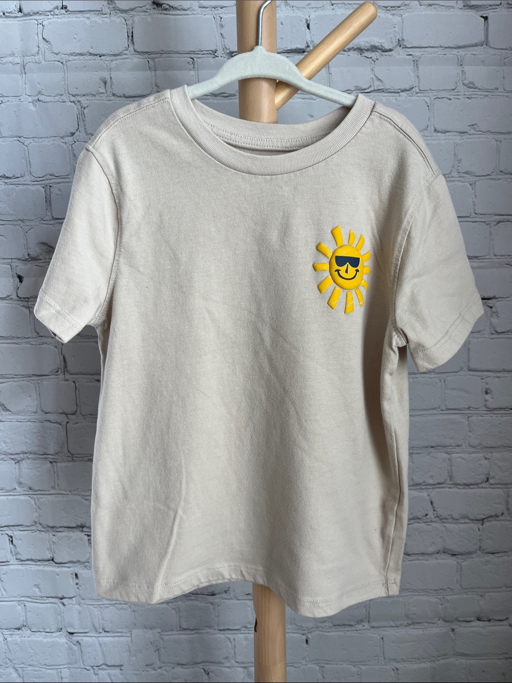 ⭐️⭐️PICK 5 / $20 365 Kids' Short Sleeve Cream Graphic T-Shirt with Sunny Emoji